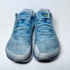 Altra Torin 4 Plush size 7 women